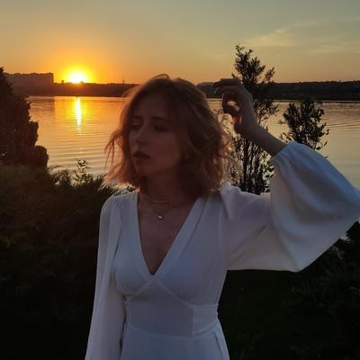 Arina Ponomareva