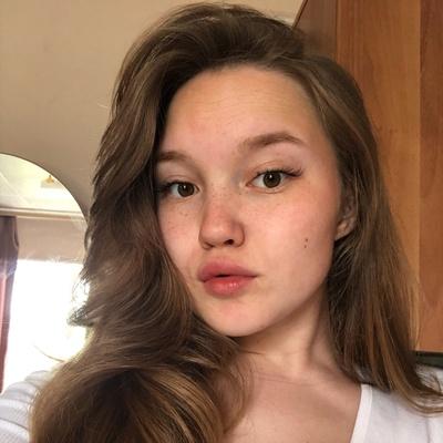 Арина Коренева