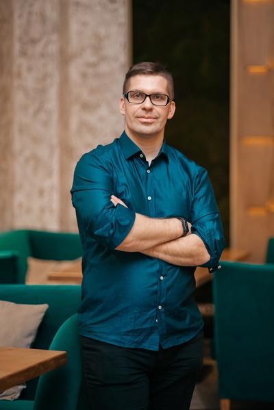 Антон Смирнов