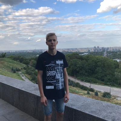 Александр Хохлов